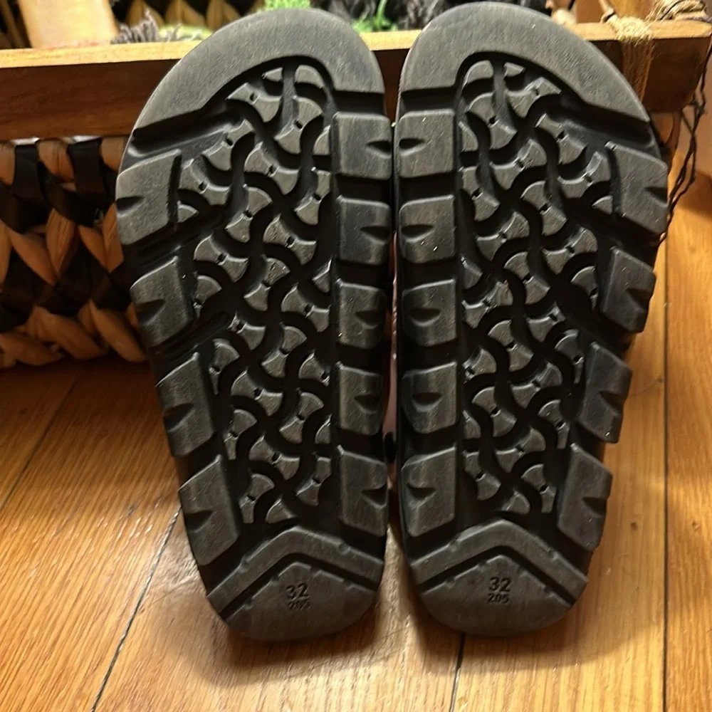 Pink Birkenstock sandals - Picture 3 of 4